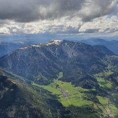 Flugwegposition um 14:15:28: Aufgenommen in der Nähe von Gemeinde Puchberg am Schneeberg, Österreich in 2294 Meter